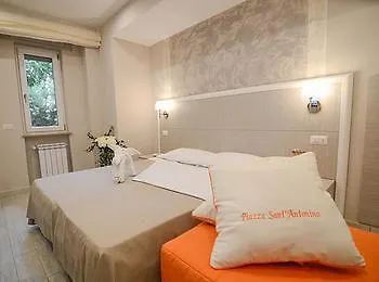Panzió Le Quattro Piazze Sorrento
